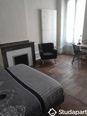 Chambre - 15 m² - 1 pièce