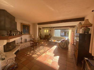 Maison - 159 m² - 5 pièces