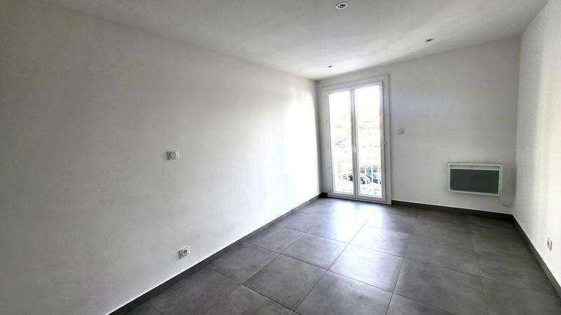 Appartement - 77 m² - 3 pièces