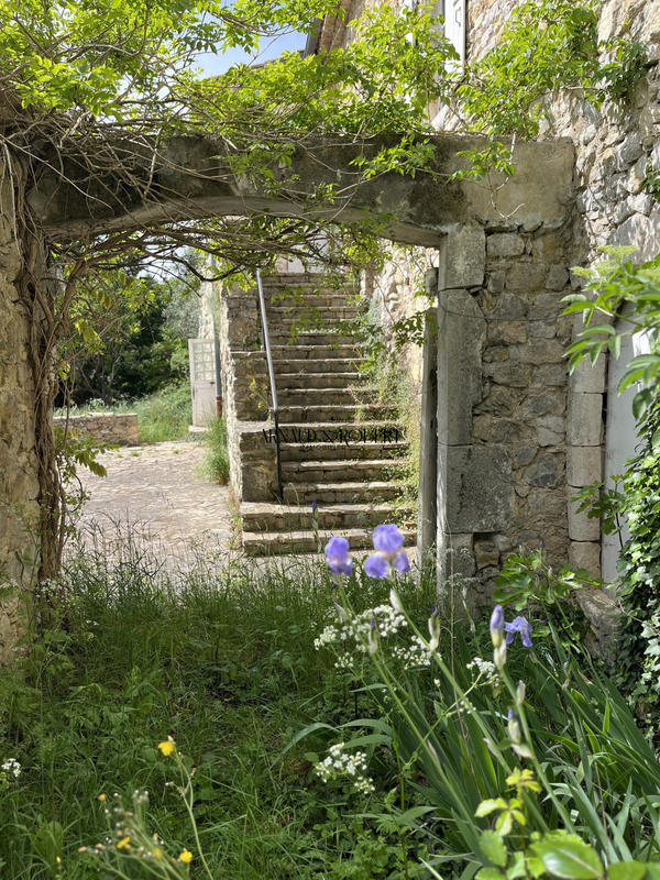 Maison ancienne - 190 m² - 7 pièces