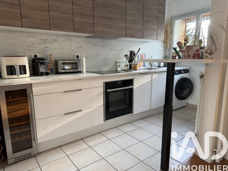 Appartement - 77 m² - 3 pièces