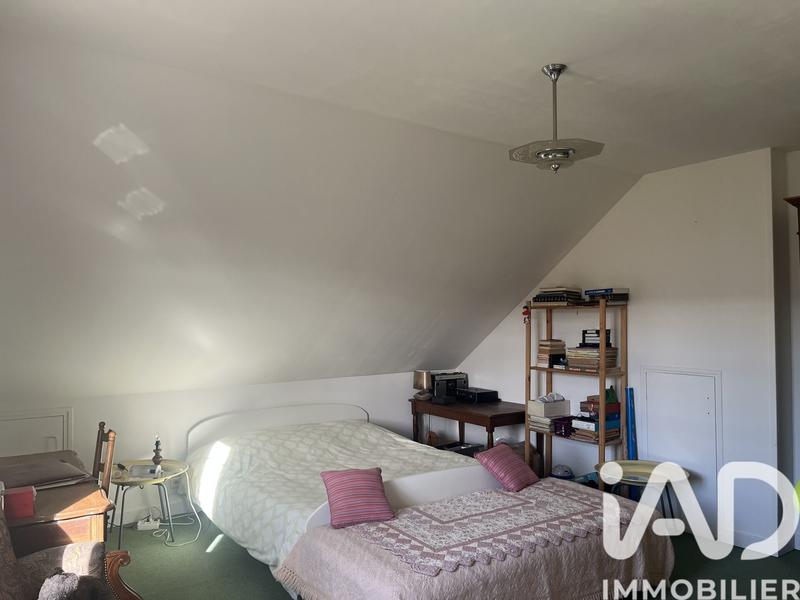 Maison - 195 m² - 9 pièces