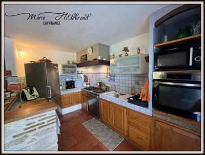 Maison - 188 m² - 7 pièces