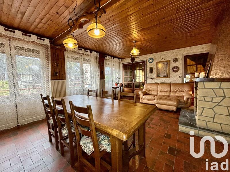 Maison - 180 m² - 7 pièces