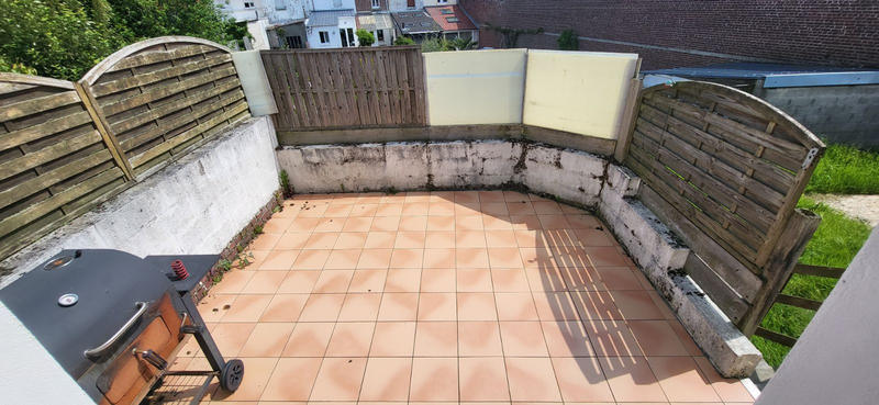 Maison - 93 m² - 5 pièces