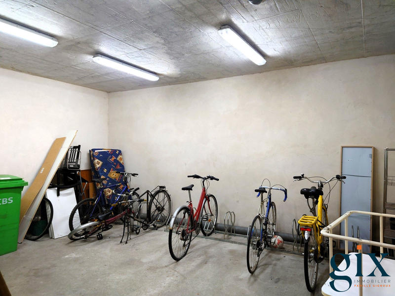 Appartement - 85 m² - 4 pièces