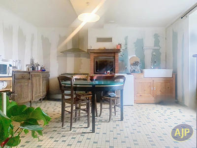 Maison - 112 m² - 4 pièces