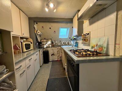 Appartement - 90 m² - 4 pièces