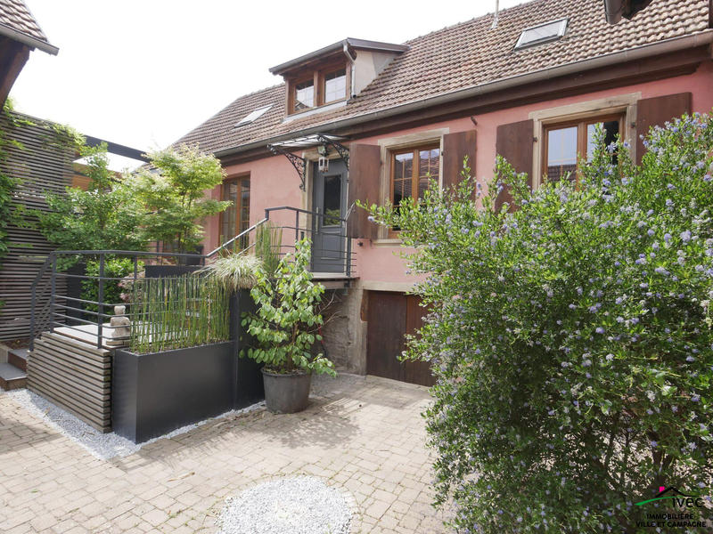 Maison - 122 m² - 6 pièces