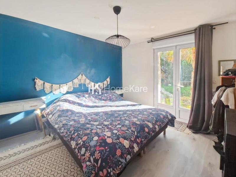 Maison - 190 m² - 8 pièces