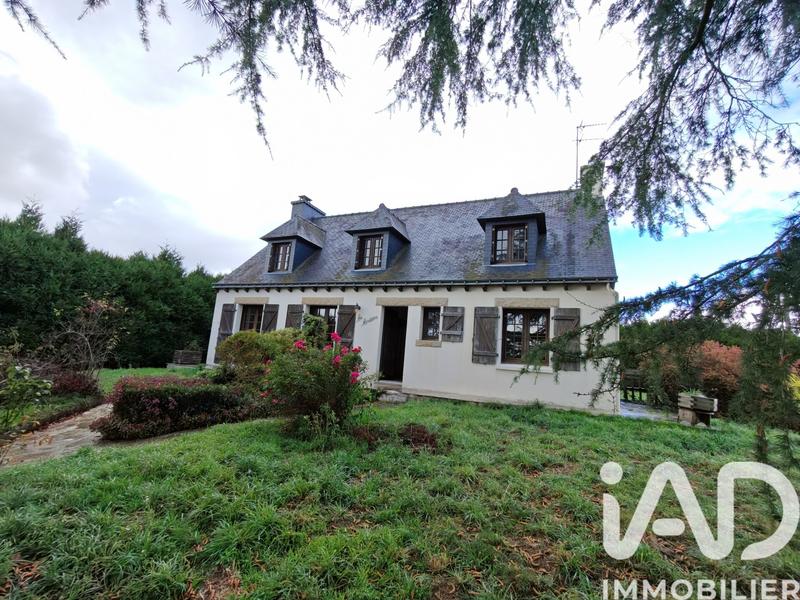 Maison - 140 m² - 6 pièces