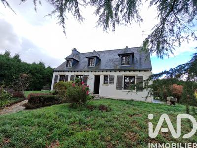 Maison - 140 m² - 6 pièces