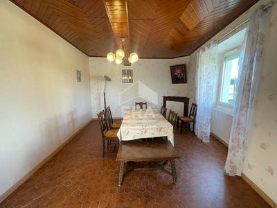 Maison - 122 m² - 5 pièces