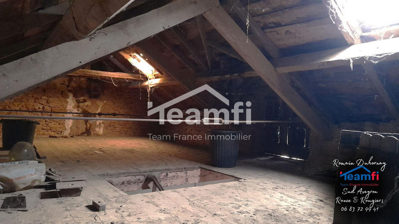 Maison - 143 m² - 11 pièces