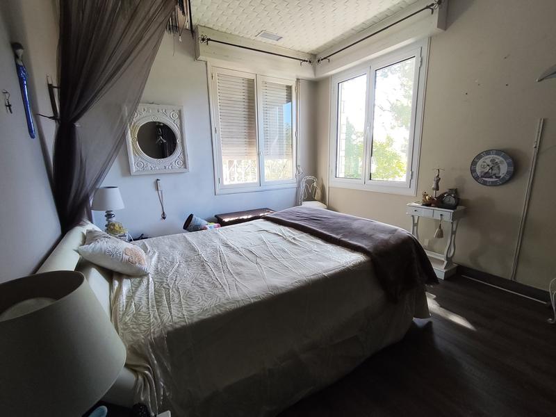 Villa - 250 m² - 8 pièces