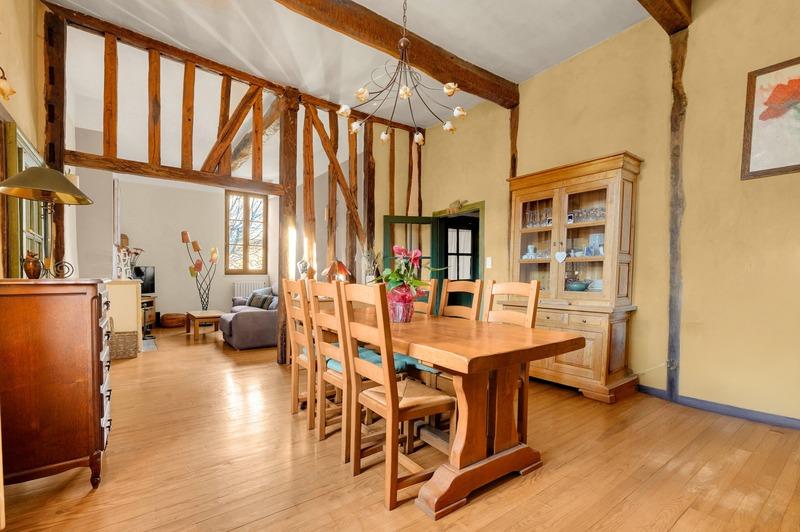 Fonds de commerce - 330 m²