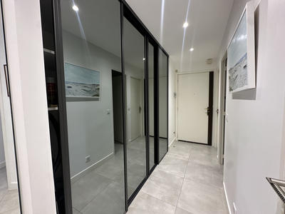 Appartement - 70 m² - 3 pièces