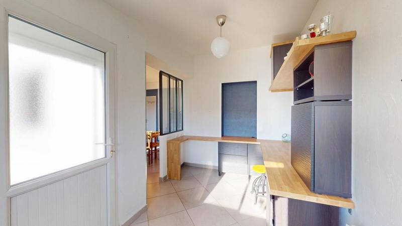 Maison - 95 m² - 5 pièces