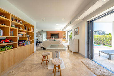 Villa - 293 m² - 9 pièces