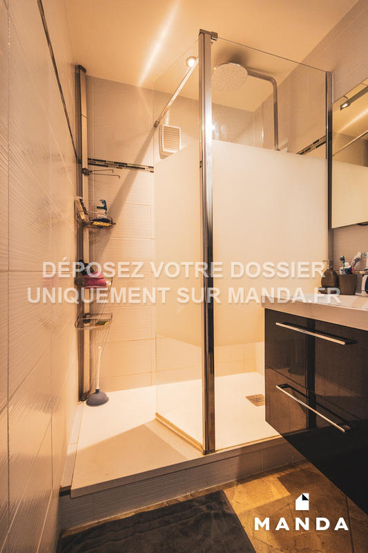 Chambre - 10 m² - 4 pièces