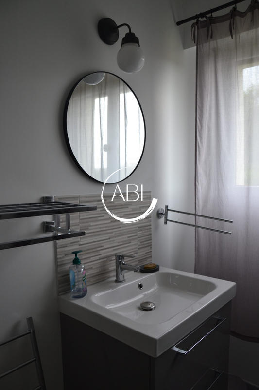 Maison traditionnelle - 164 m² - 6 pièces