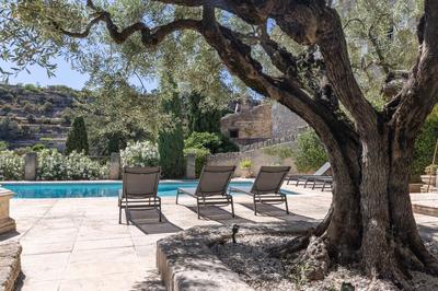 Maison de village - 598 m² - 9 pièces