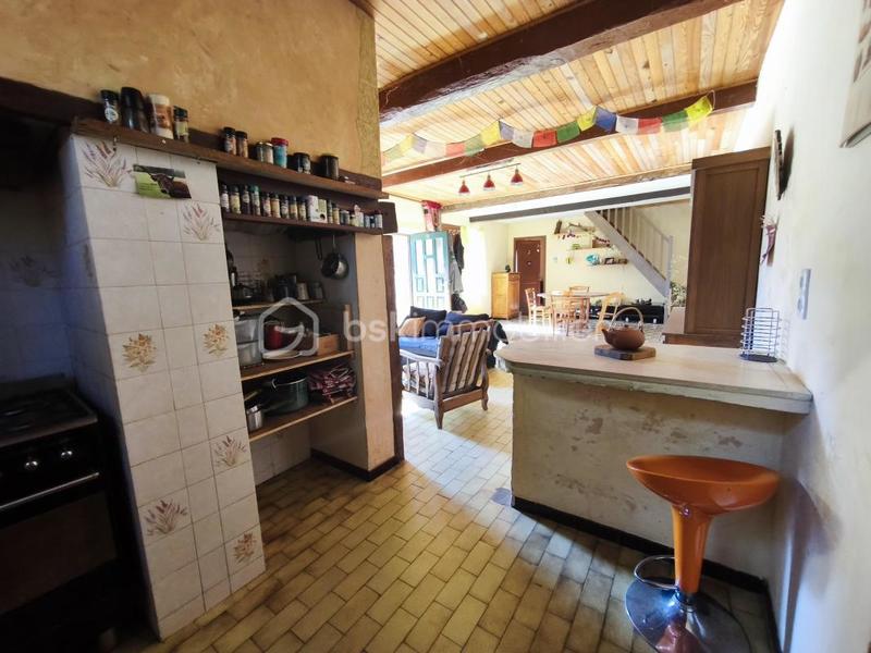 Propriété - 112 m² - 6 pièces