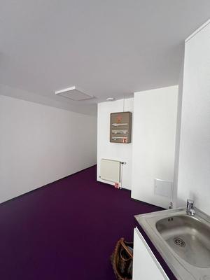 Bureau - 70 m² - 1 pièce