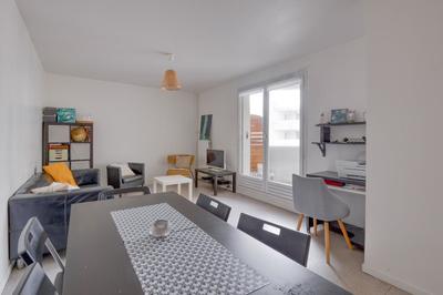 Appartement - 79 m² - 4 pièces