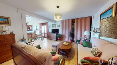 Appartement - 102 m² - 4 pièces