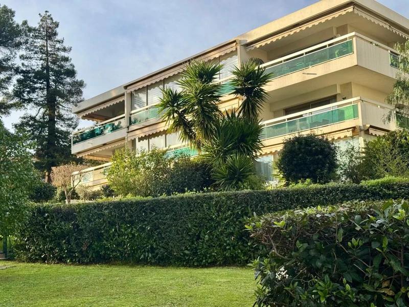 Appartement - 62 m² - 2 pièces