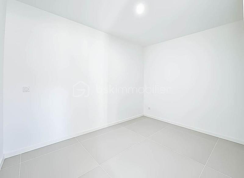 Maison - 170 m² - 5 pièces