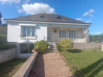 Maison - 135 m² - 6 pièces