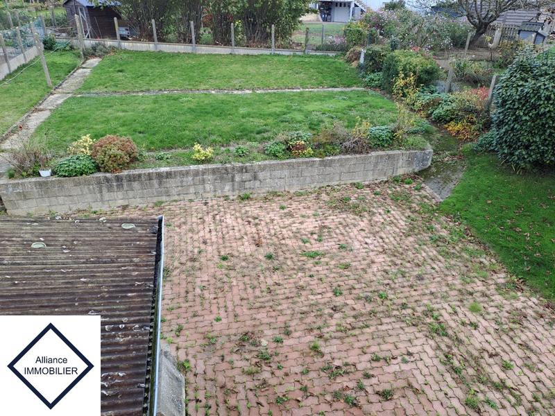 Maison - 81 m² - 5 pièces