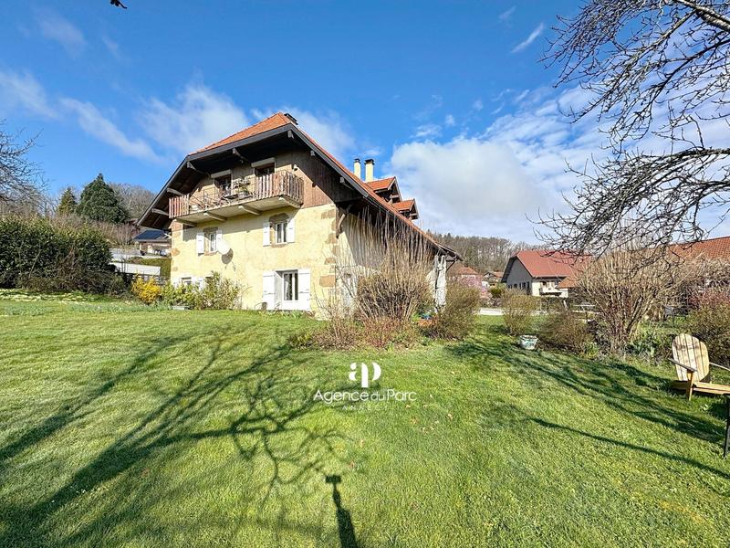 Maison - 345 m² - 12 pièces