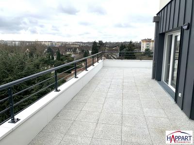 Appartement - 74 m² - 4 pièces