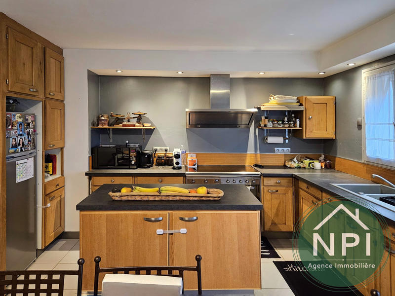 Maison - 127 m² - 7 pièces