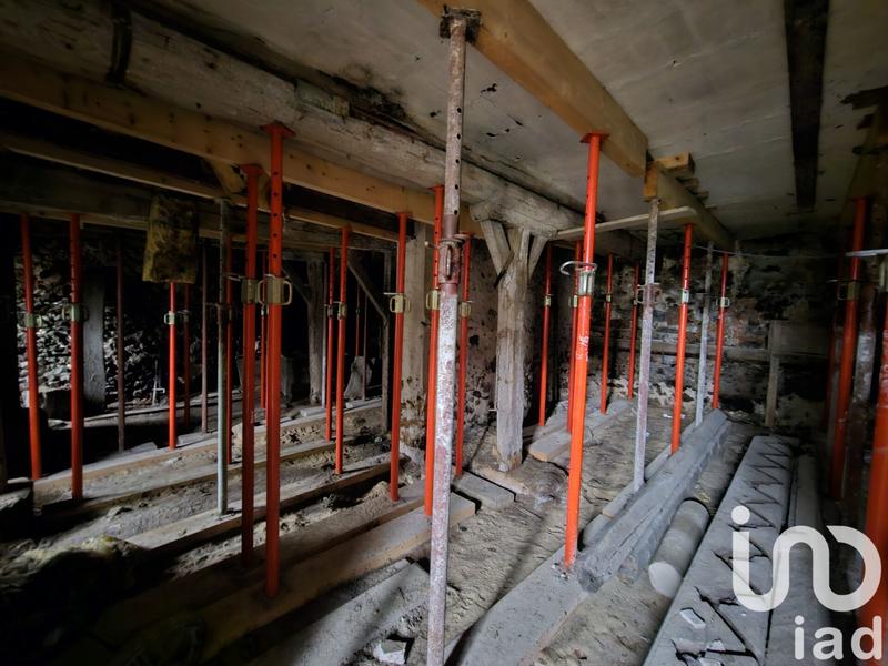 Maison - 340 m² - 4 pièces