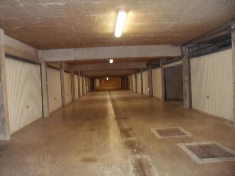 Parking / Garage - 14 m²