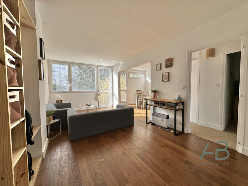 Appartement - 60 m² - 2 pièces