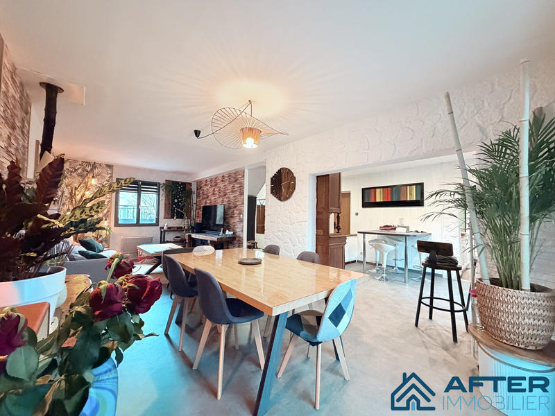 Maison - 122 m² - 7 pièces