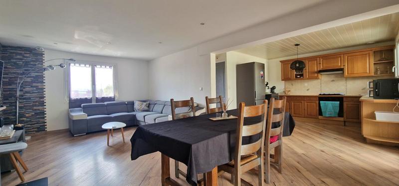 Maison - 110 m² - 5 pièces