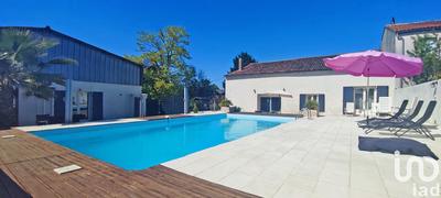 Maison de village - 225 m² - 9 pièces