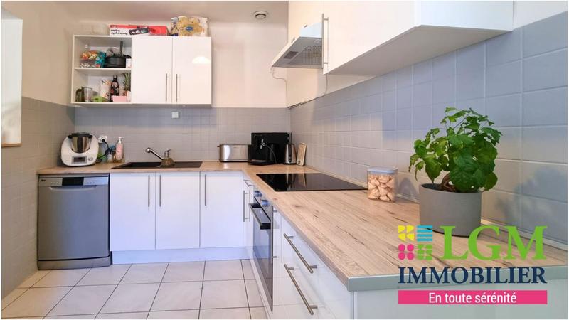 Maison - 190 m² - 8 pièces