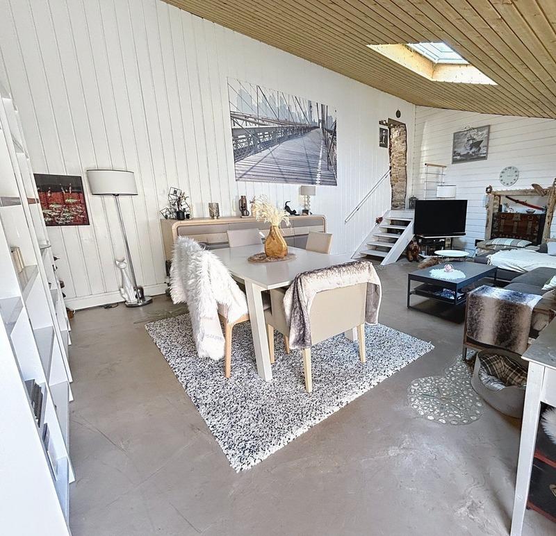 Maison - 160 m² - 6 pièces