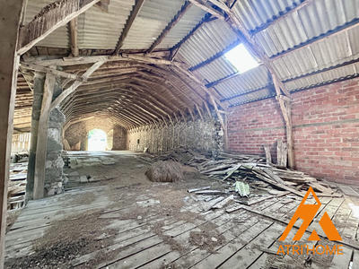 Ferme - 300 m² - 2 pièces