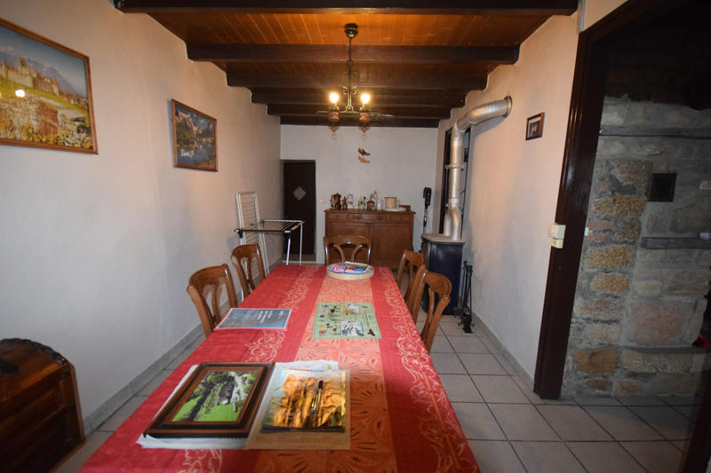 Viager - Ferme - 99 m² - 3 pièces