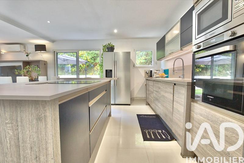 Maison - 168 m² - 3 pièces