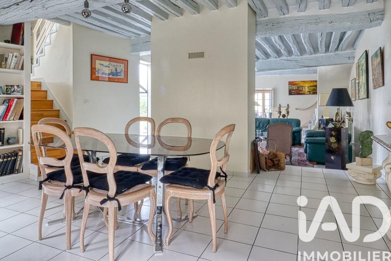 Maison - 376 m² - 9 pièces