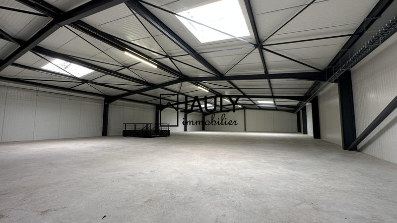 Local commercial - 900 m²